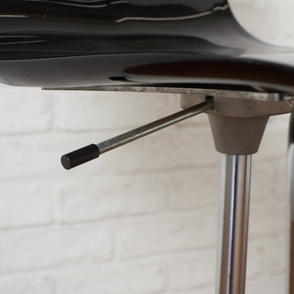 WOK 535 カウンターチェア