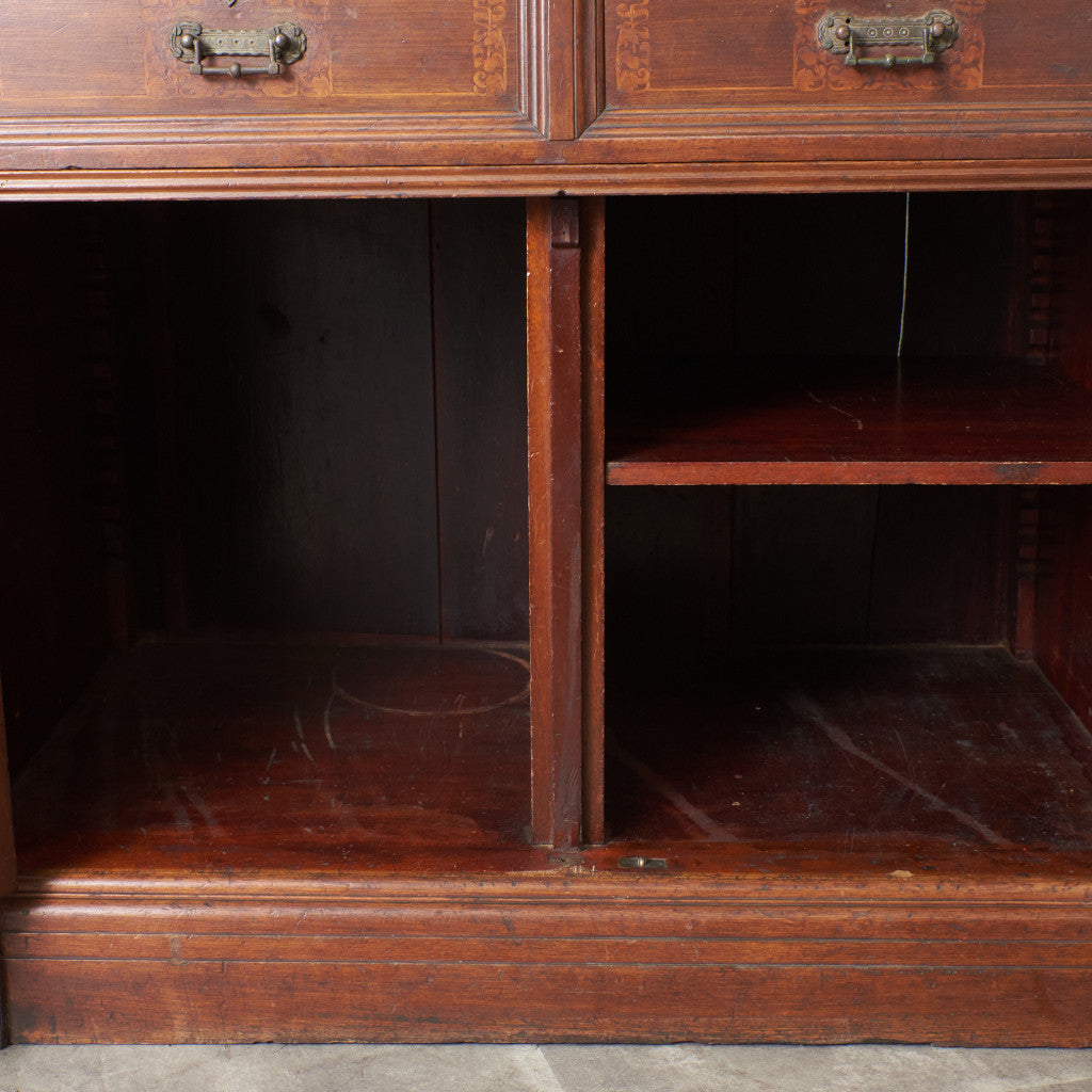 西洋アンティーク コートカップボード