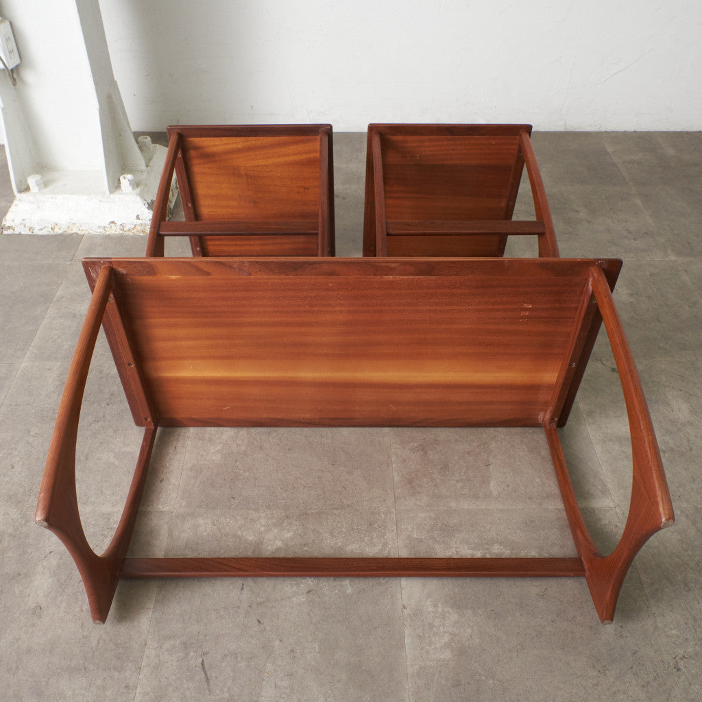 Astro ネストコーヒーテーブル