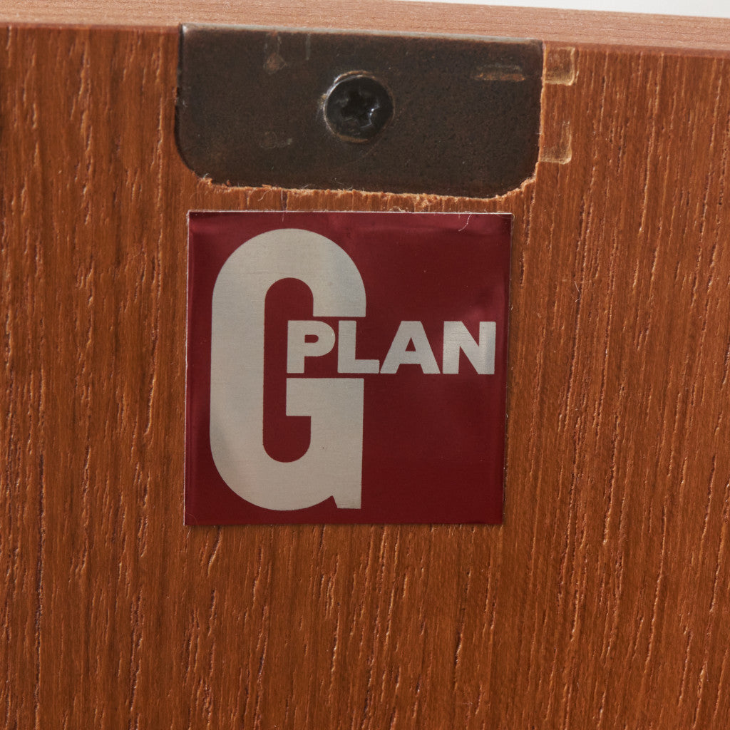 Fresco 凸型コーナーローキャビネット