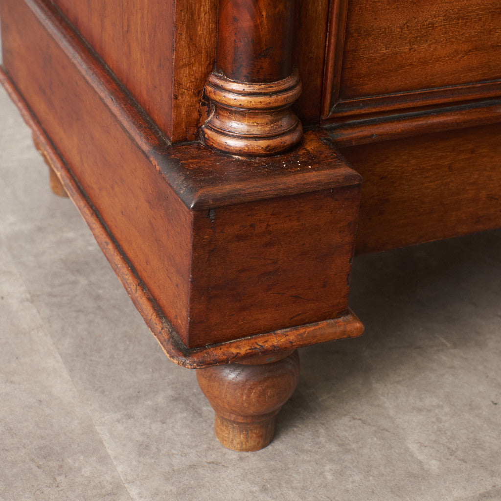 英国アンティーク ヴィクトリアン様式 チェスト