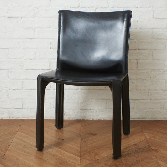 412 CAB アームレスチェア