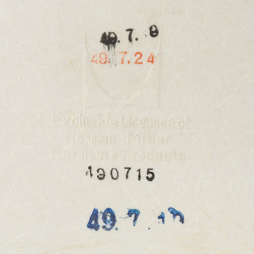 サイドシェルチェア スタッキングベース