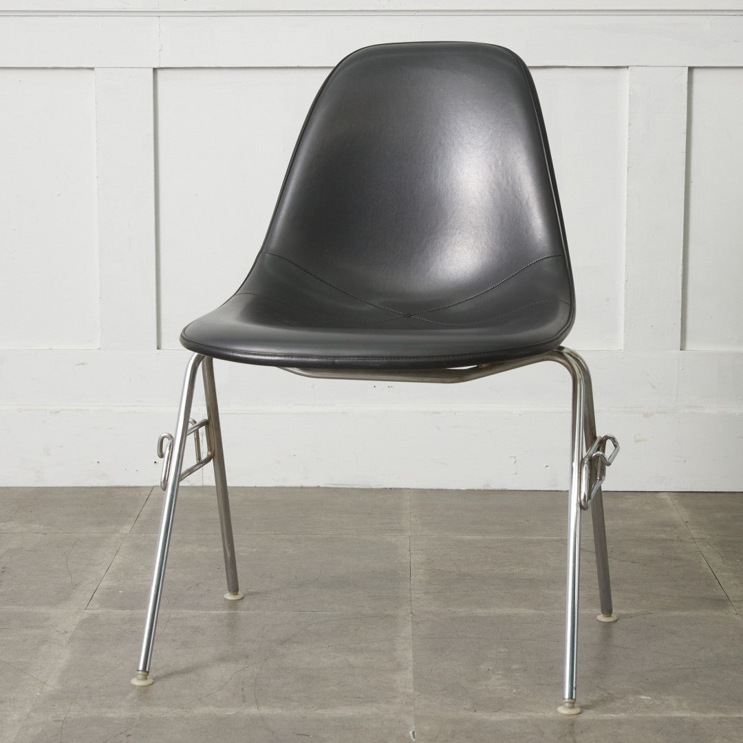 Bハーマンミラー イームズチェア サイドシェルチェア スタッキングベースFRP サイドシェルチェア スタッキングベース – rocca rocca
