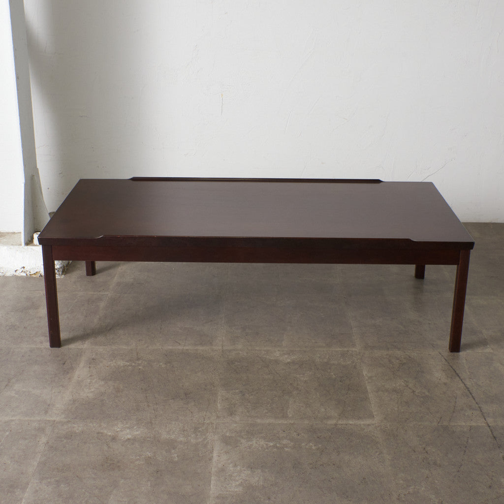 センターテーブル