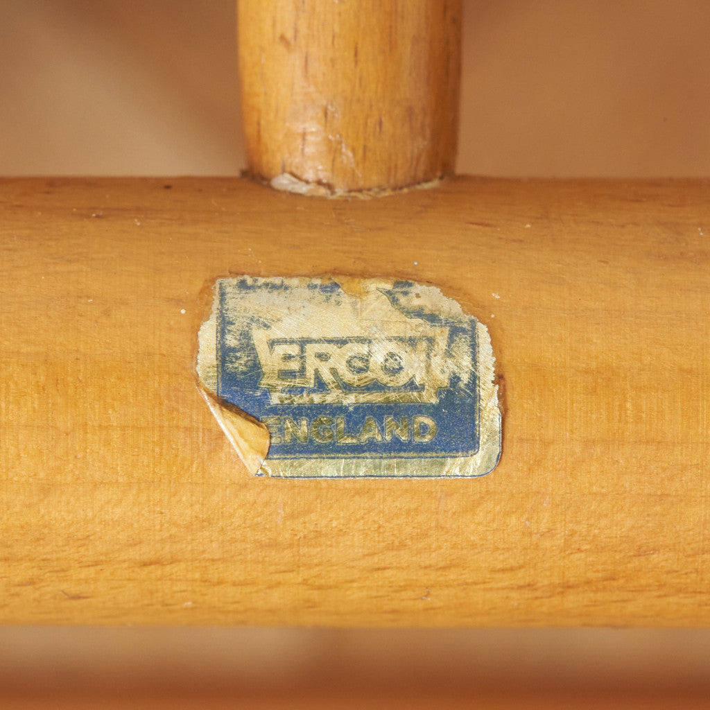 スティックバックチェア