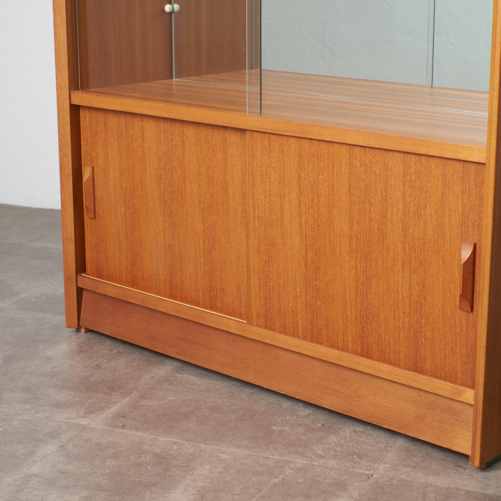 ヴィンテージ ガラスキャビネット