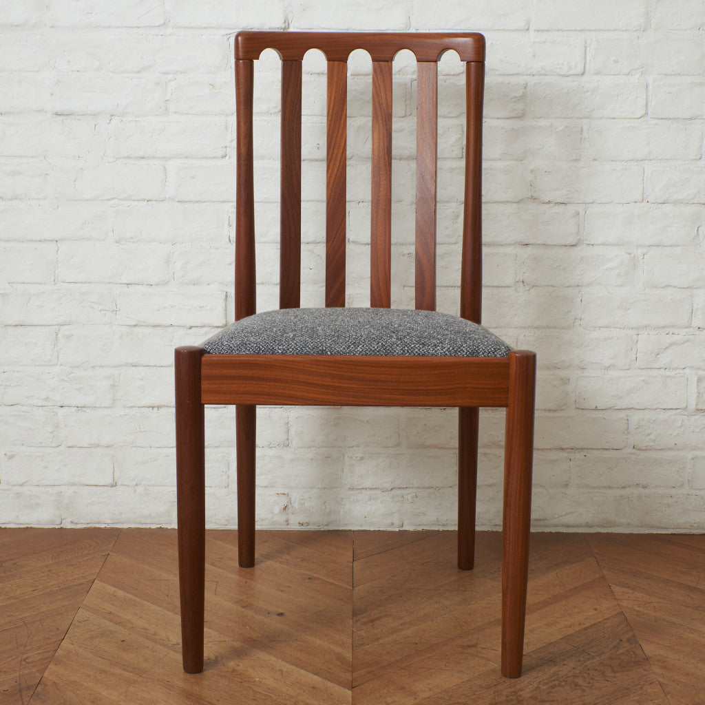 スラットバックチェア/ 張替済