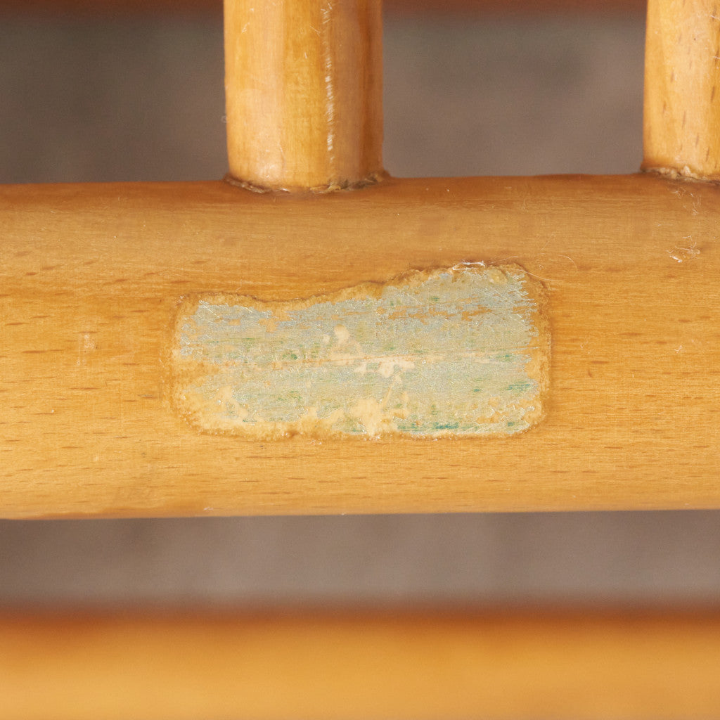 スティックバックチェア