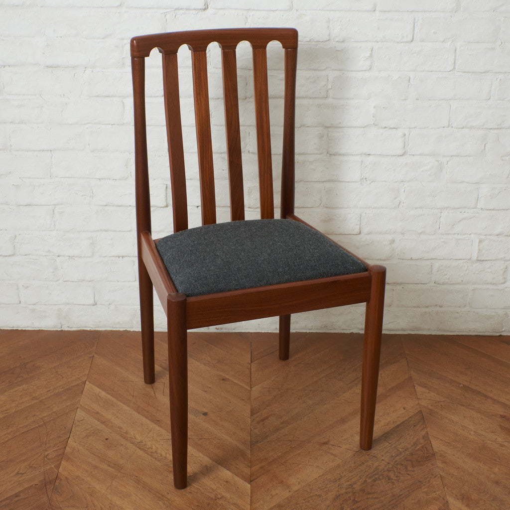 スラットバックチェア/ 張替済