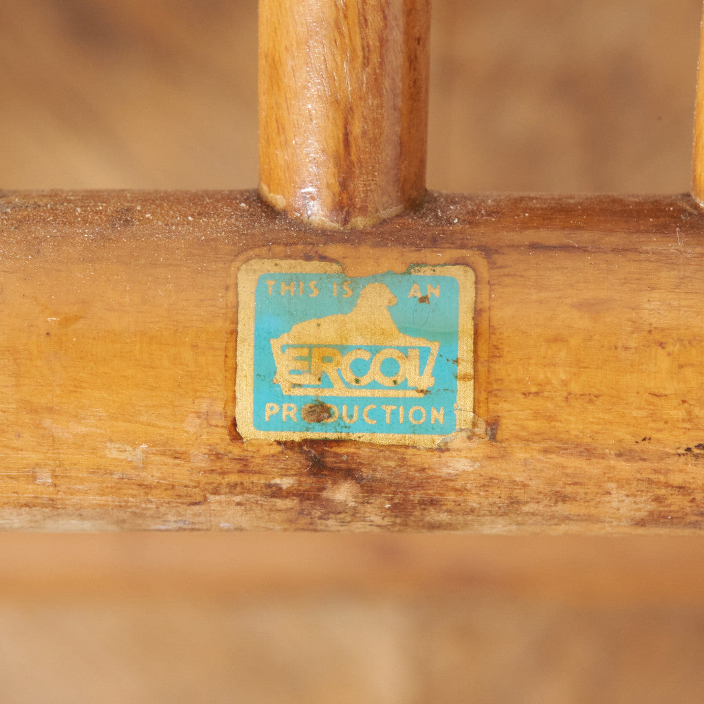 スティックバックチェア