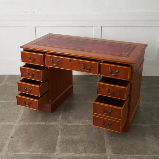 英国クラシック 両袖デスク