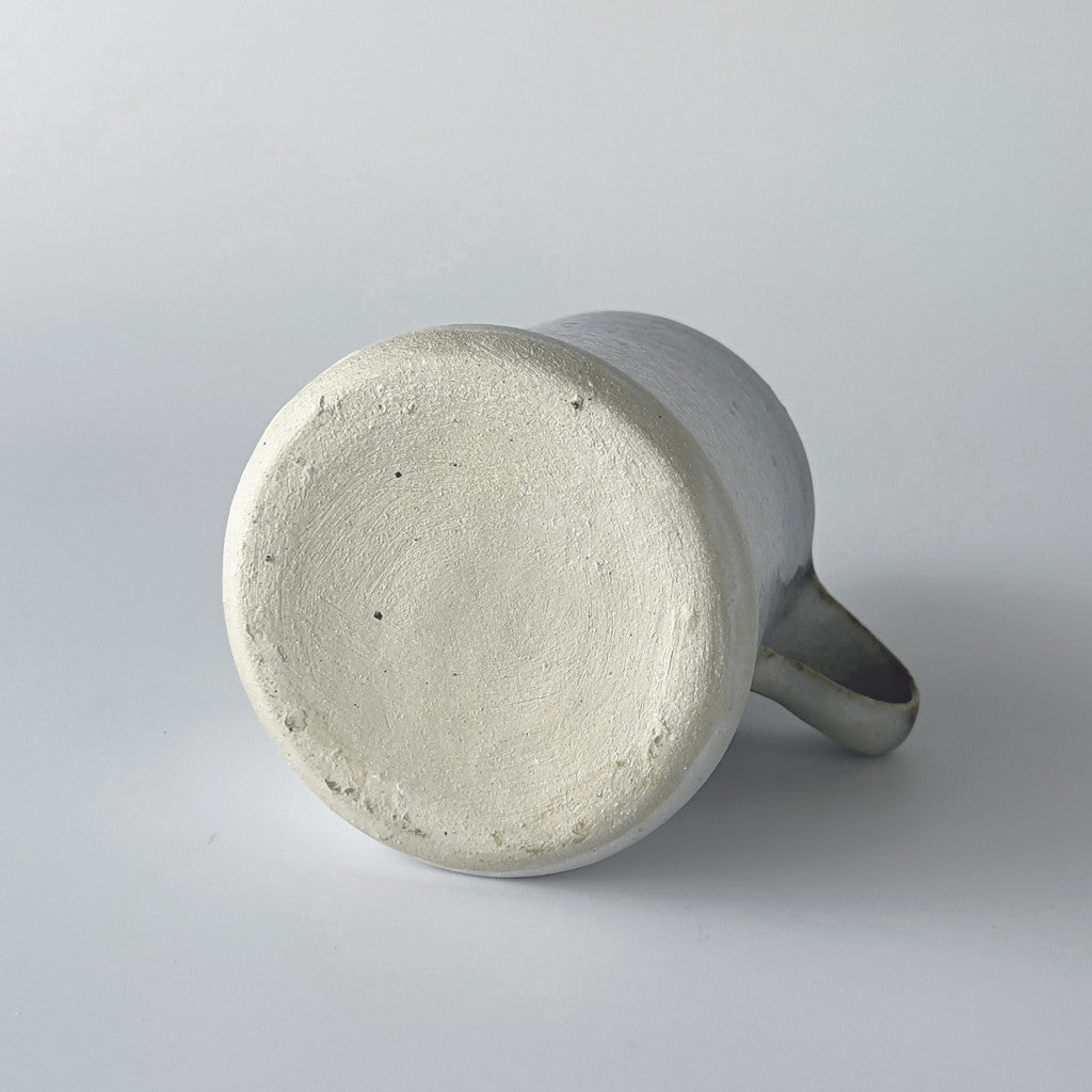 German Art Pottery フラワーベース