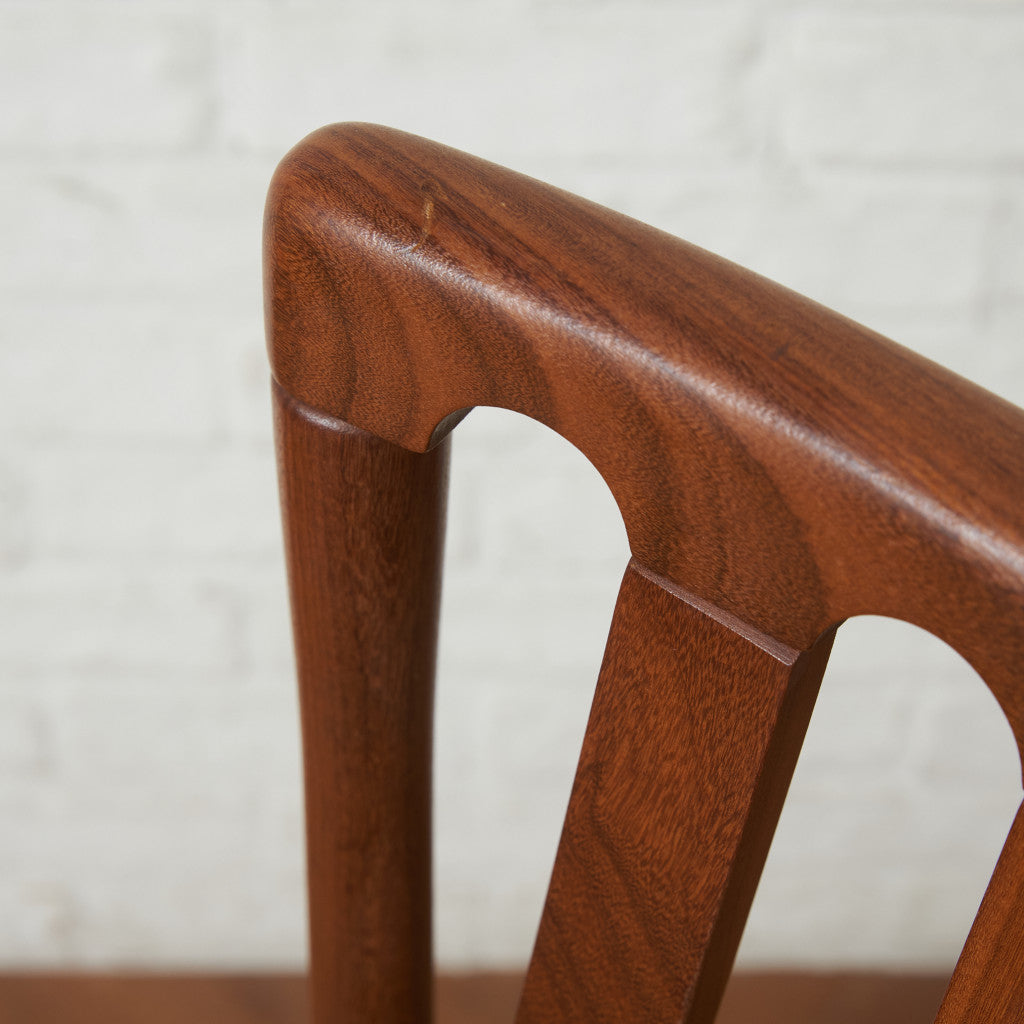 スラットバックチェア/ 張替済