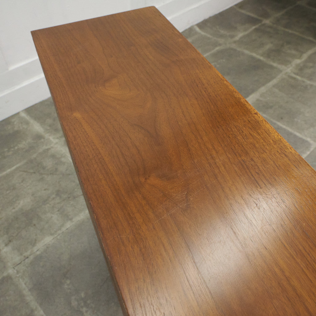 ヴィンテージ ナローガラスキャビネット