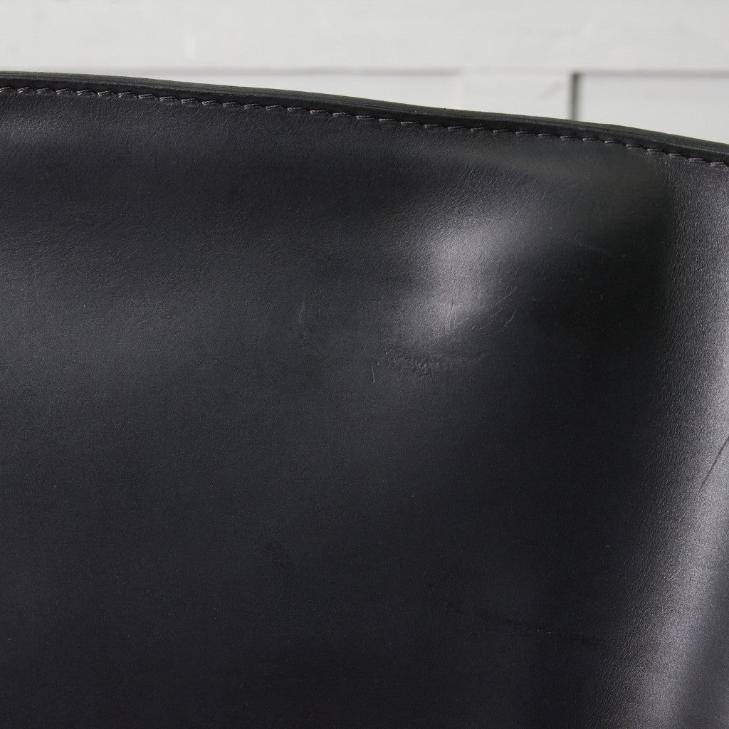 423 CAB ラウンジアームチェア