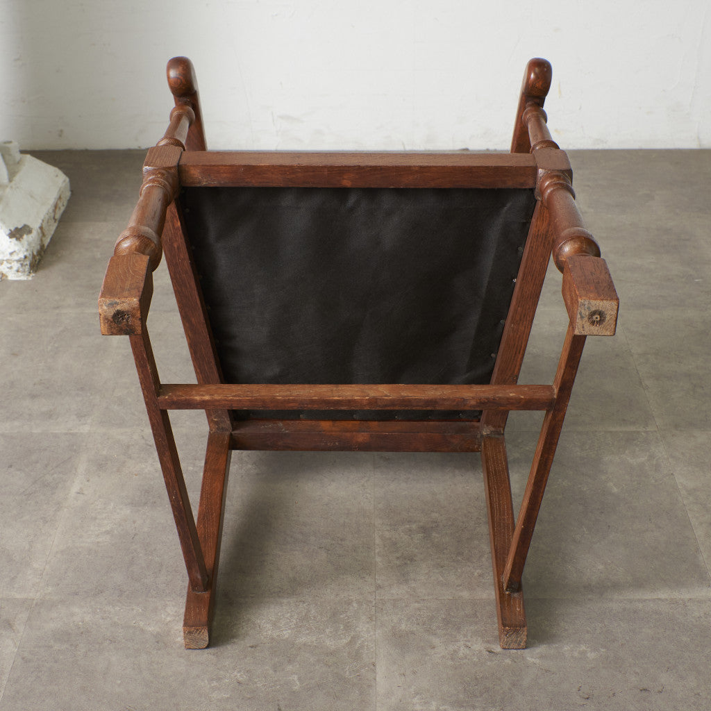 英国アンティーク アームチェア