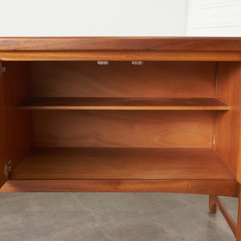 ヴィンテージ スクエアサイドボード