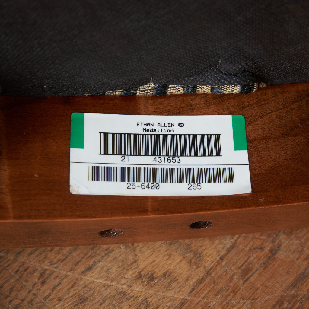 Medallion ダイニングチェア