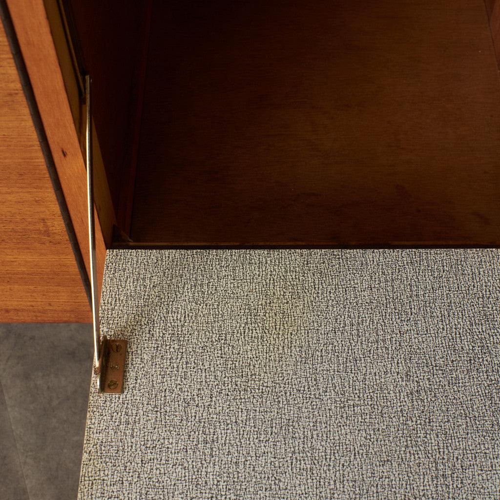 ヴィンテージ サイドボード