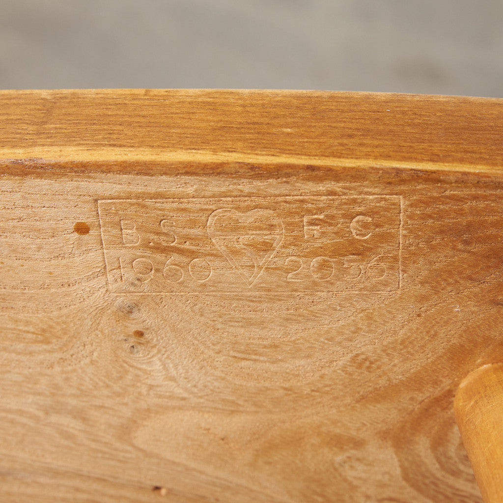 スティックバックチェア