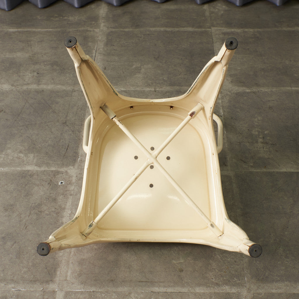 A-CHAIR