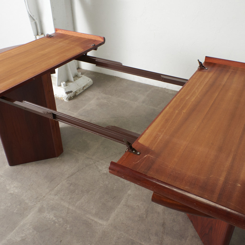 デンマークヴィンテージ ローズウッド材 ラウンドテーブル