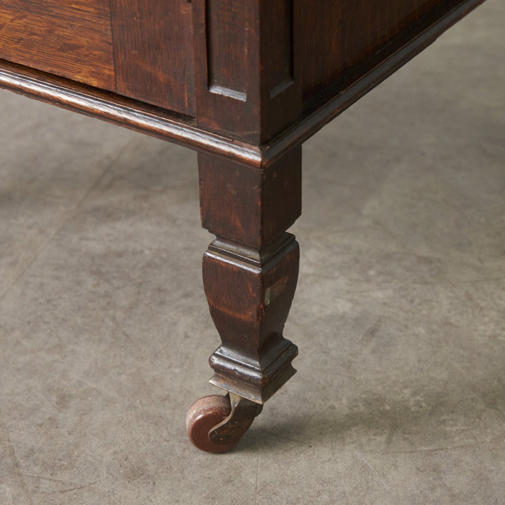 英国クラシック オーク材 サイドキャビネット