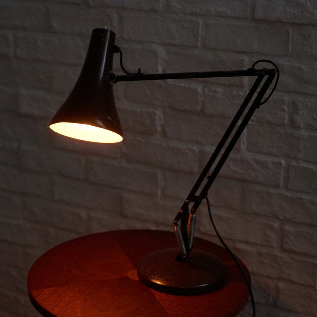 ヴィンテージ デスクランプ Model 90