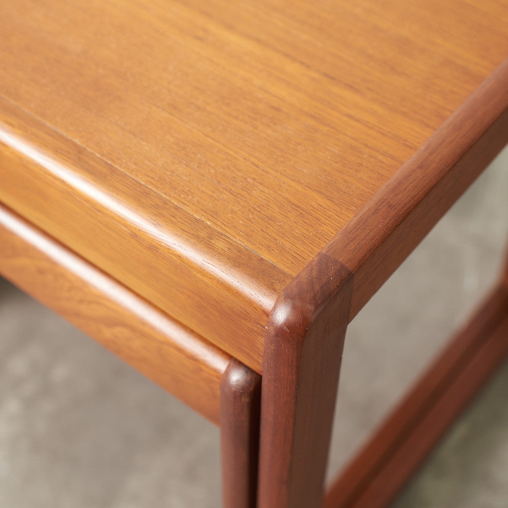 ヴィンテージ ネストコーヒーテーブル