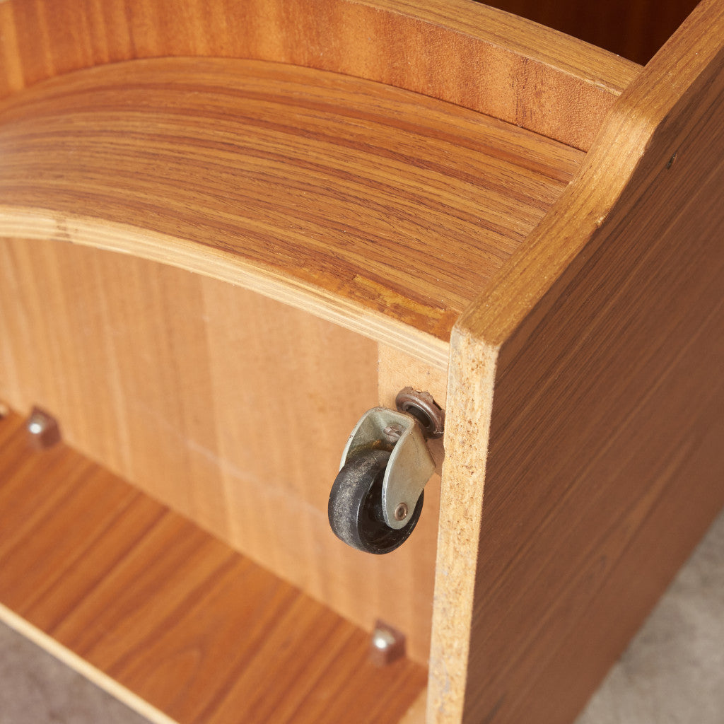 ヴィンテージ コーナーキャビネット