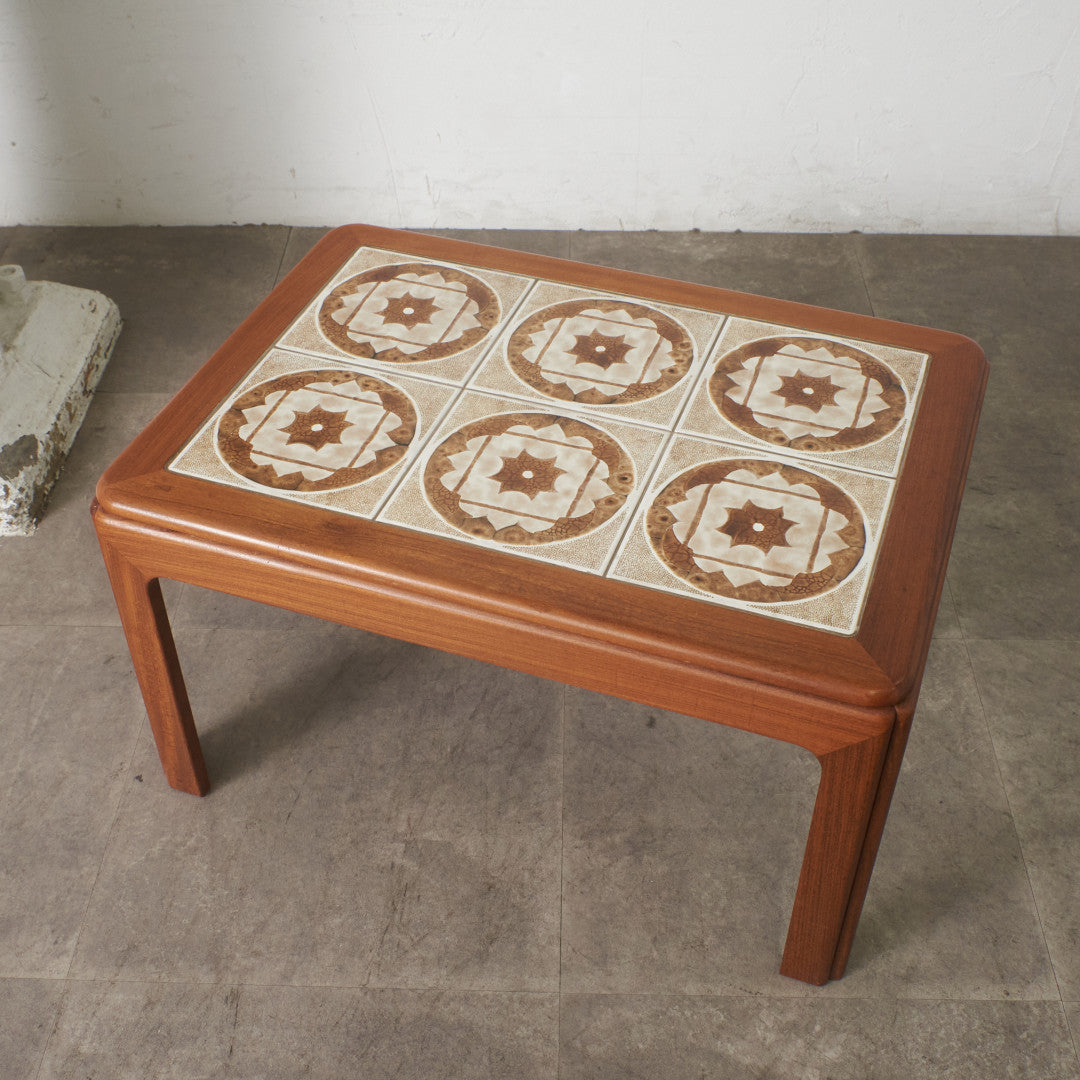 タイルトップ コーヒーテーブル – rocca rocca