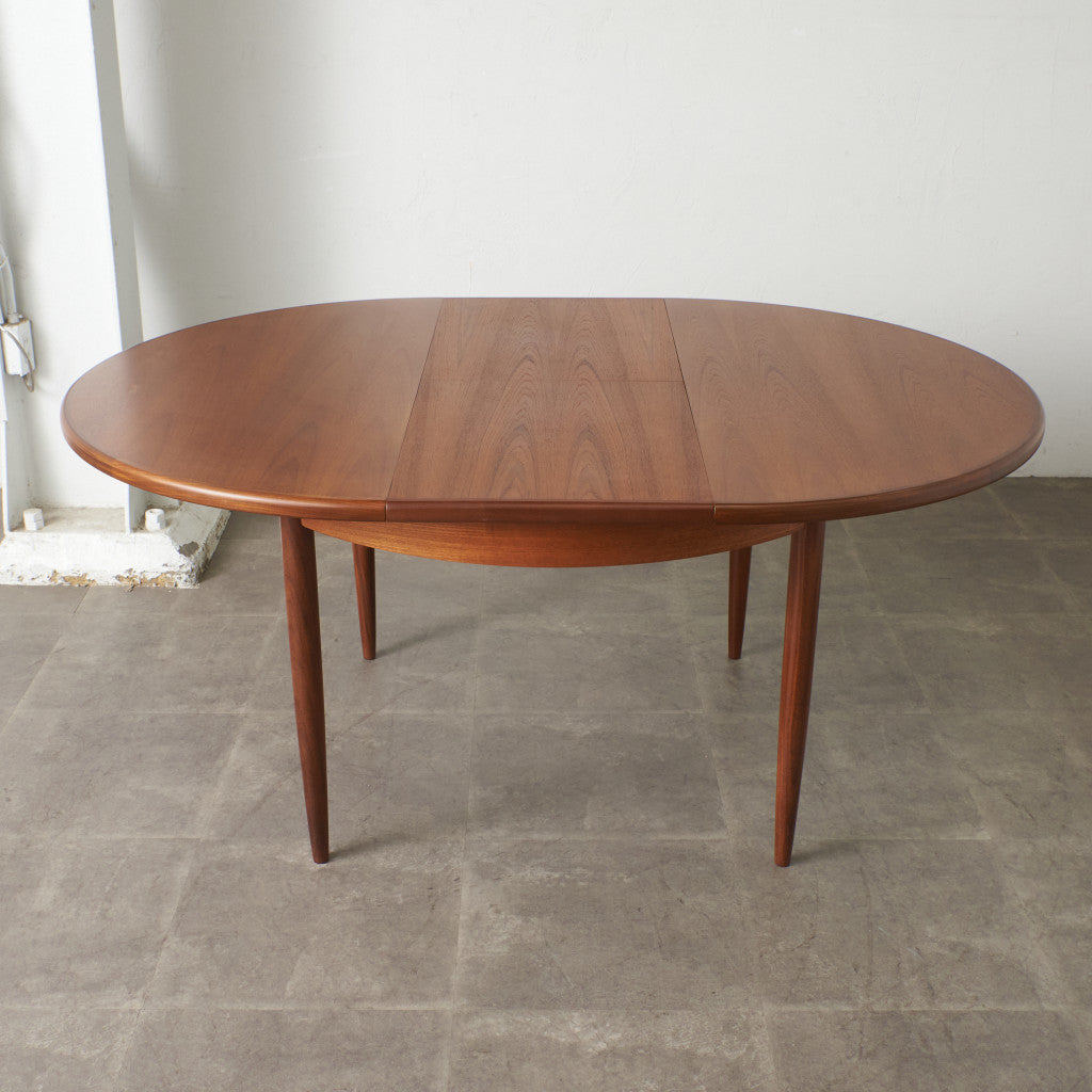 エクステンション ラウンドダイニングテーブル