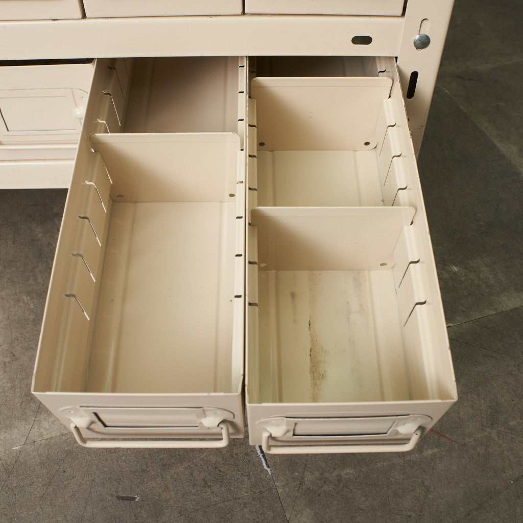 ヴィンテージ メタル ツールキャビネット