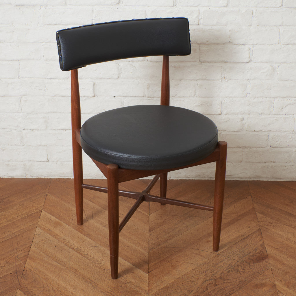 サーキュラーチェア