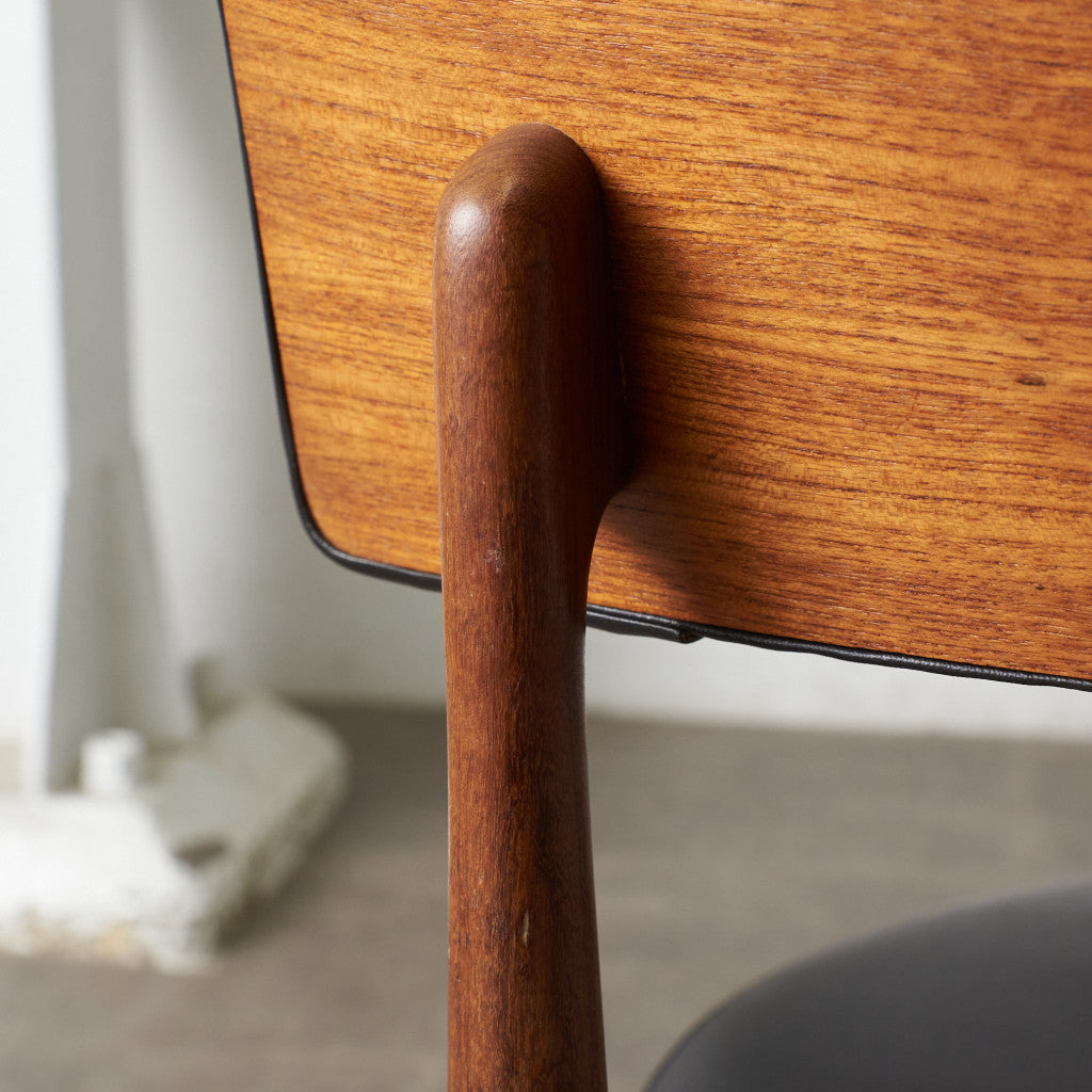 サーキュラーチェア