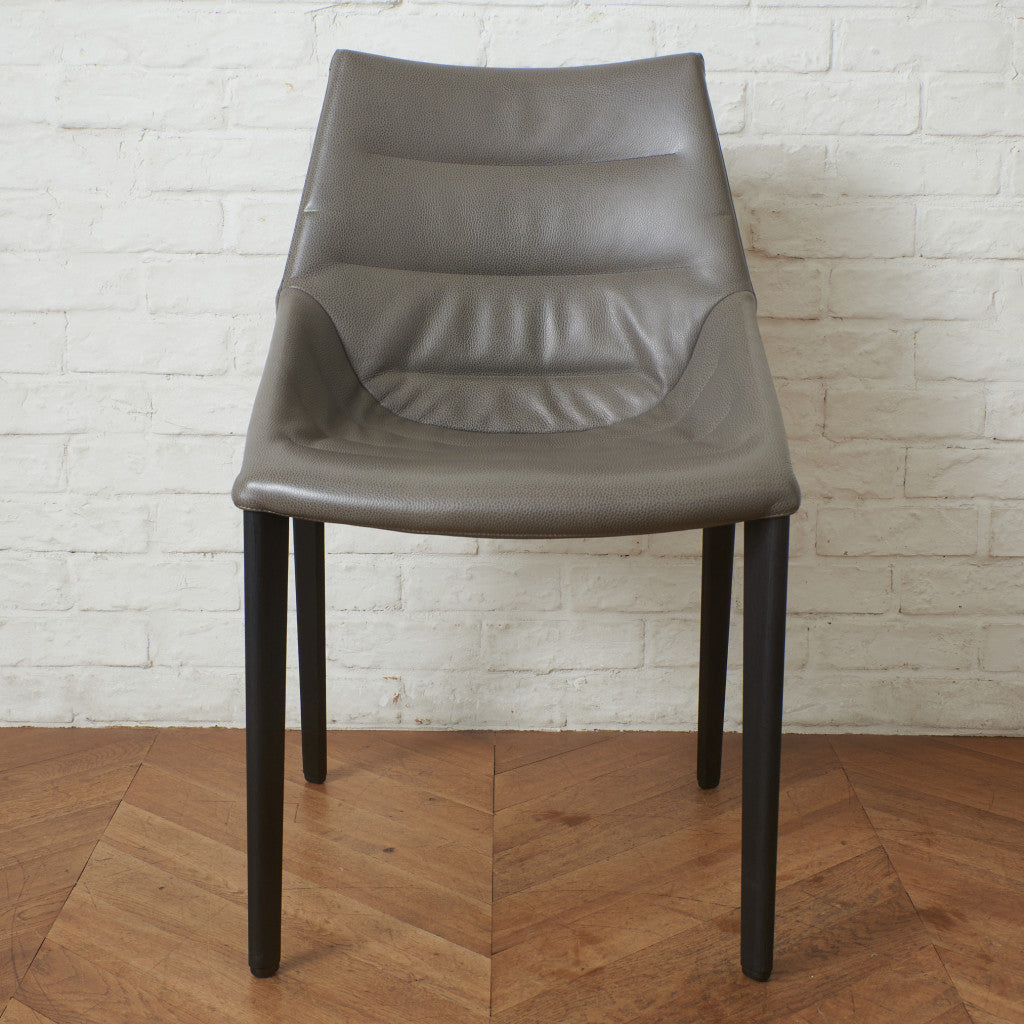 OUTLINE アームレスチェア