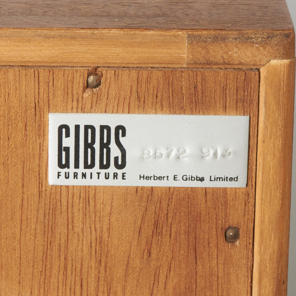 ヴィンテージ ガラスキャビネット