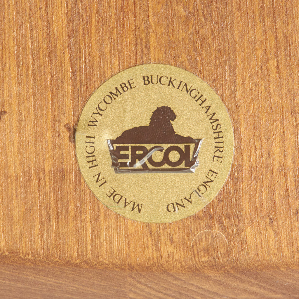 スワンバックチェア