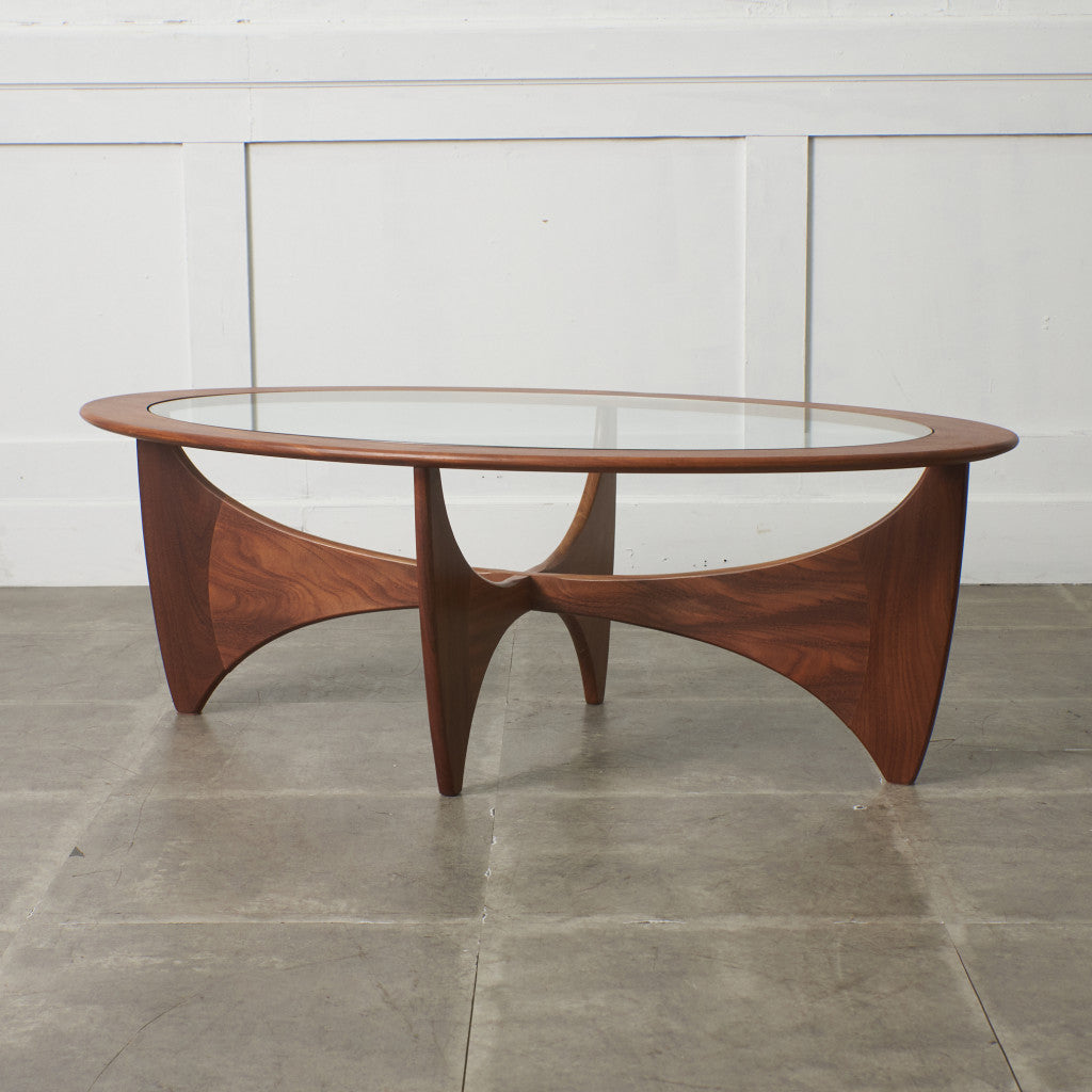 astro オーバルコーヒーテーブル