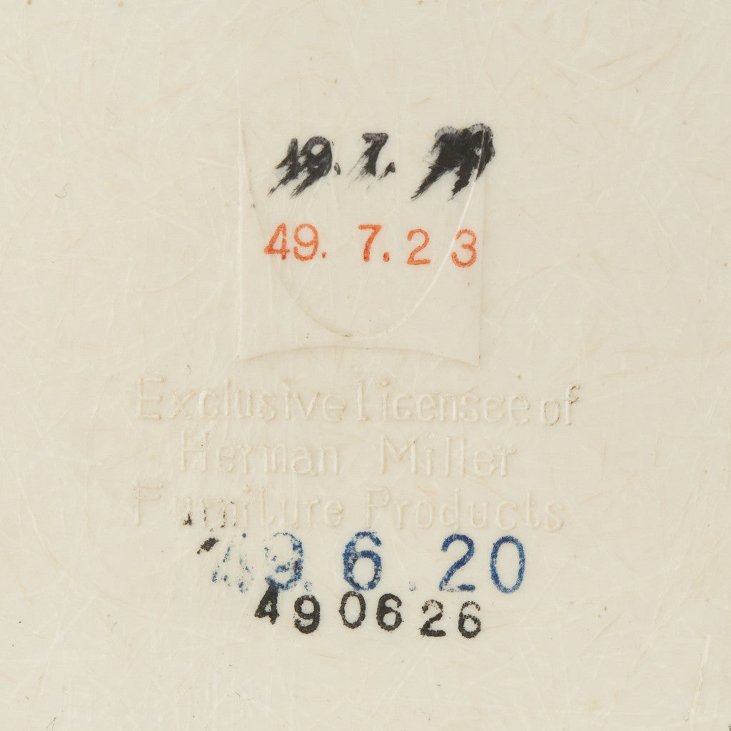 サイドシェルチェア スタッキングベース