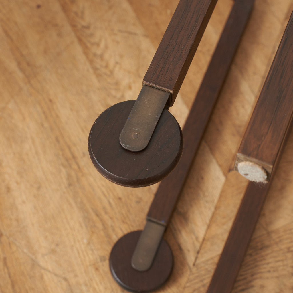 ネストテーブル