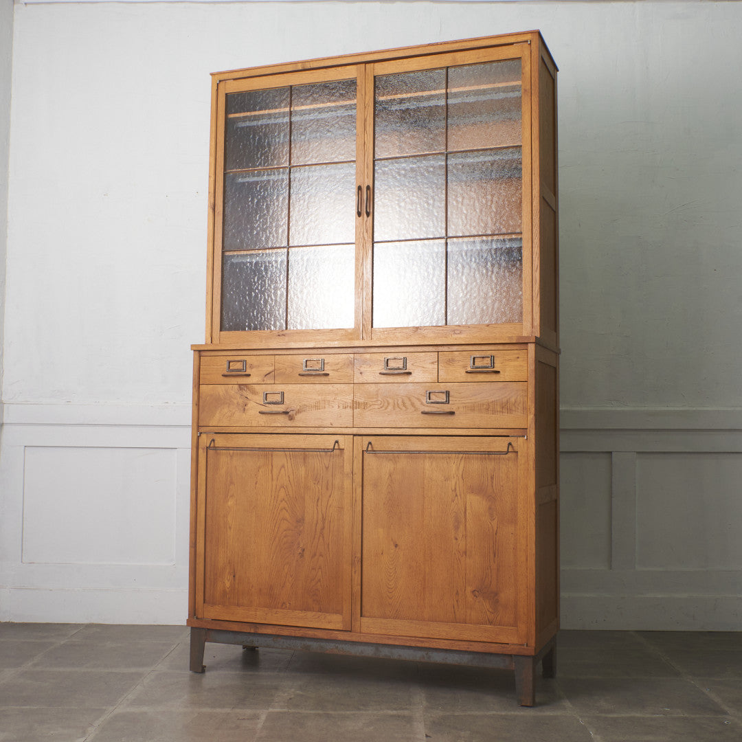 GATTO CUPBOAD – rocca rocca