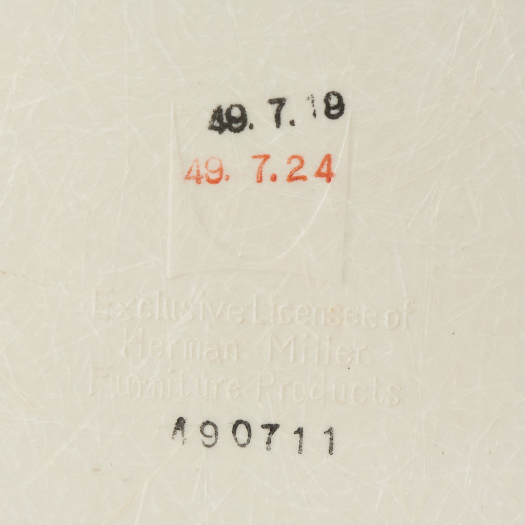 サイドシェルチェア スタッキングベース