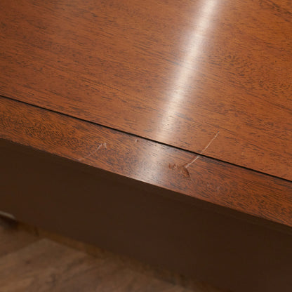 TRIUNE ナイトテーブル