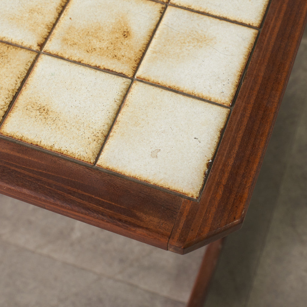 ヴィンテージ タイルトップ ネストテーブル (3585D)