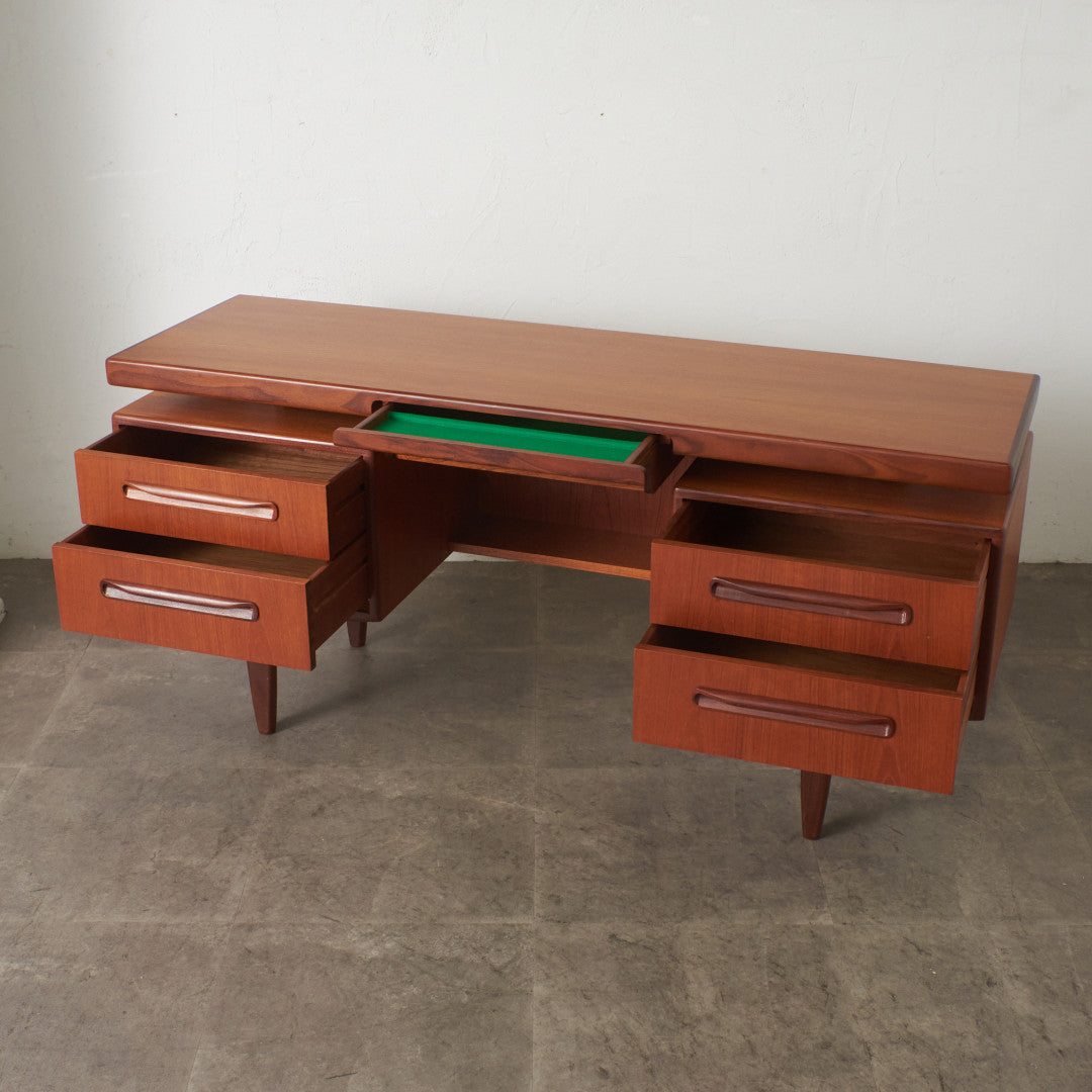 New Fresco ヴィンテージ デスク