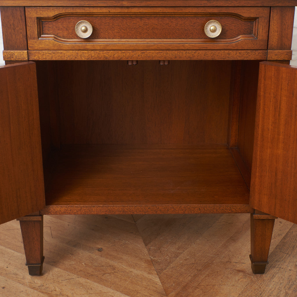 ドレクセルヘリテイジ　トライユン　サイドテーブル　チェスト　ナイトテーブル TRIUNE ナイトテーブル – rocca rocca