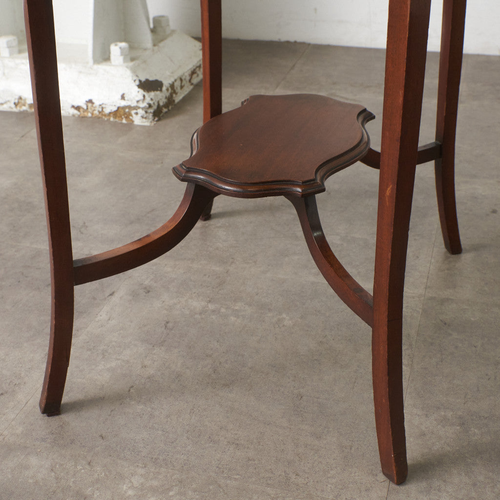 英国アンティーク オケージョナルテーブル