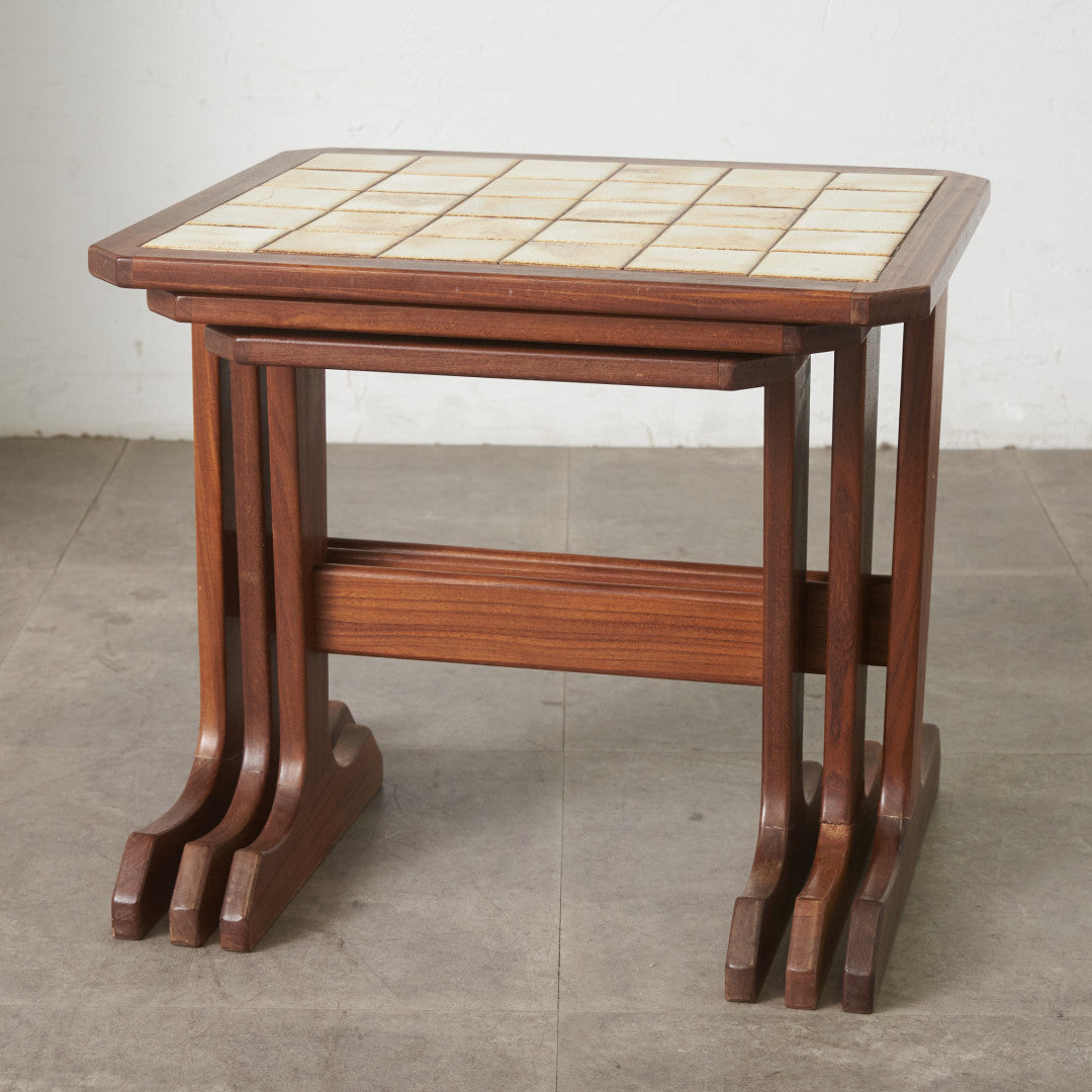 ヴィンテージ タイルトップ ネストテーブル (3585D) – rocca rocca